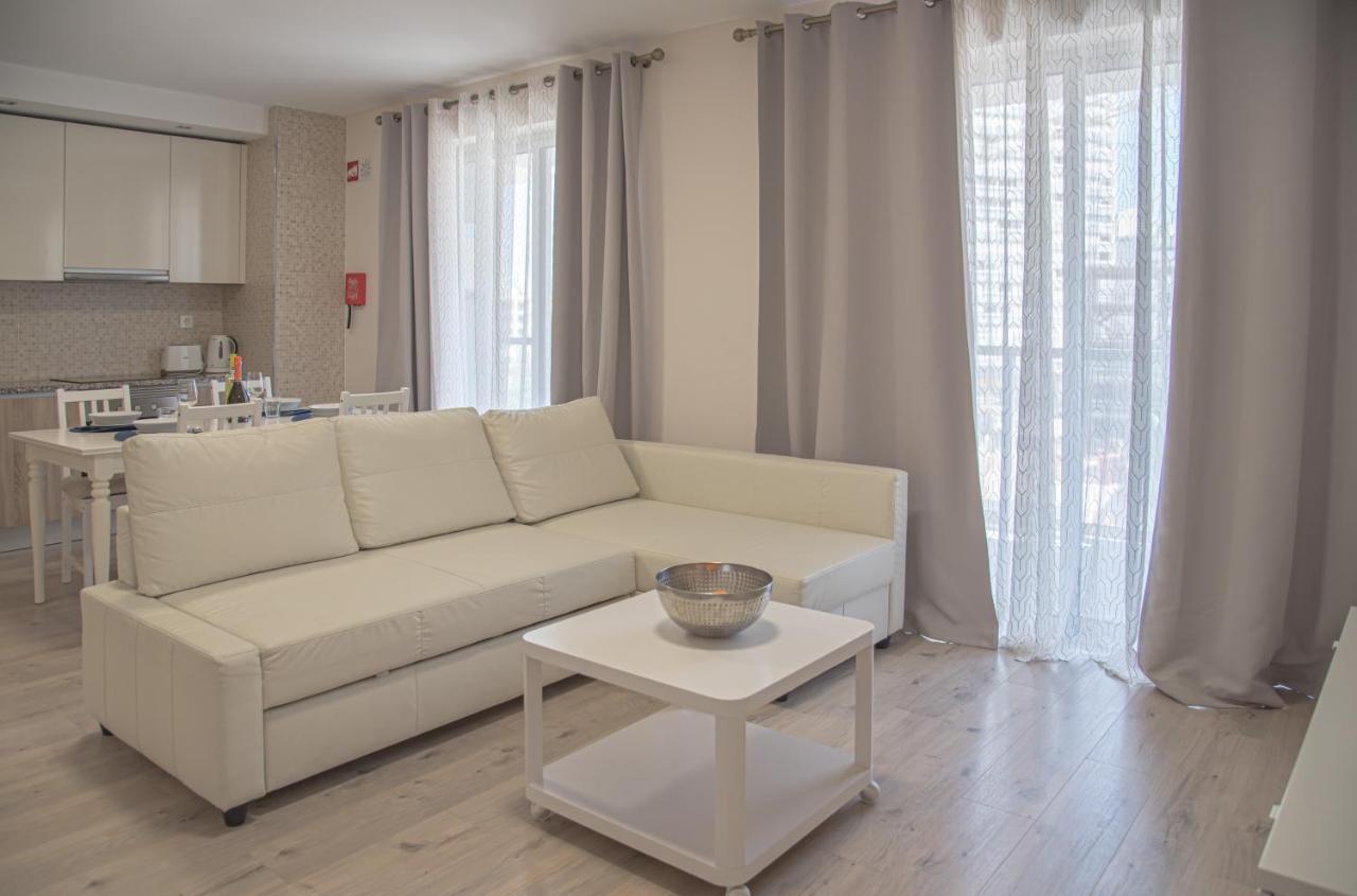 Apartamento Elegante Com Garagem E Piscina Na Praia Da Rocha Портиман Экстерьер фото
